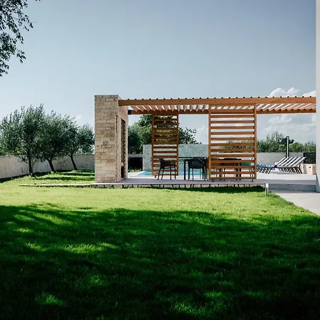 Unikat With Pool And Sauna Villa *
